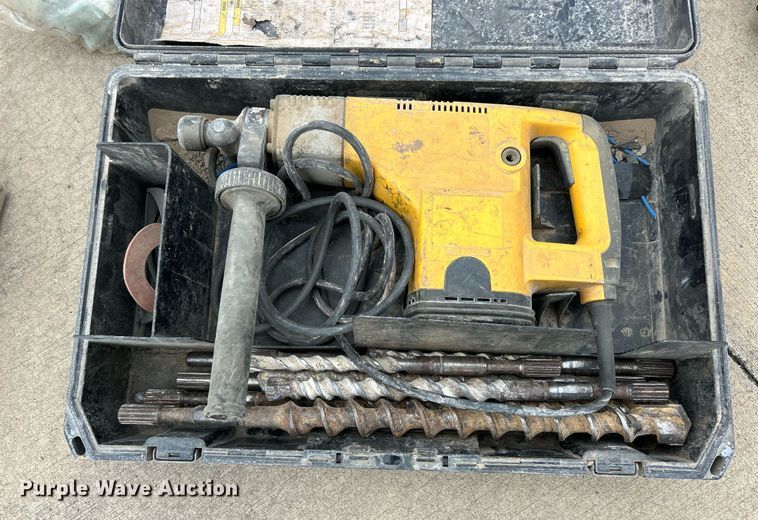 image for item EK2798 Tools