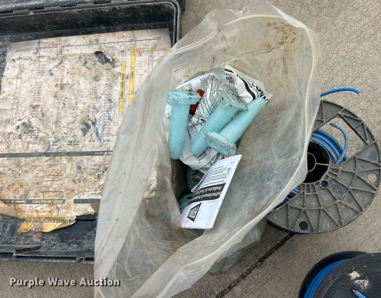 image for item EK2798 Tools