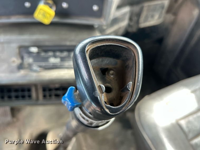 image for item EK2824 2001 Mack RD688S hook lift truck