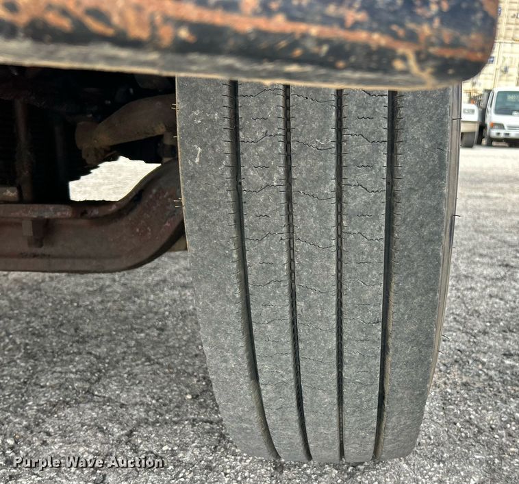 image for item EK2824 2001 Mack RD688S hook lift truck