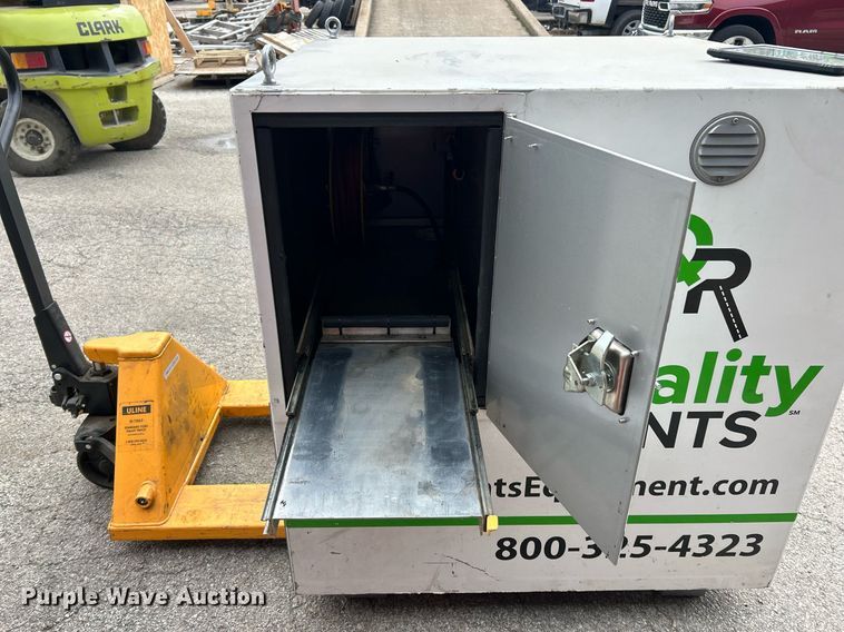 image for item EK2825 Invirosight Portable Crawler System Enclosure