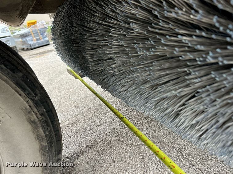 image for item EK2826 2001 Elgin Pelican Series P street sweeper