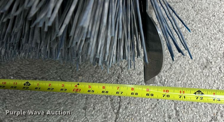 image for item EK2826 2001 Elgin Pelican Series P street sweeper