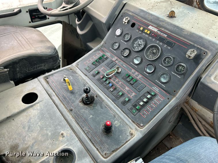 image for item EK2826 2001 Elgin Pelican Series P street sweeper