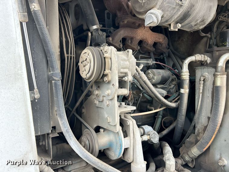 image for item EK2826 2001 Elgin Pelican Series P street sweeper