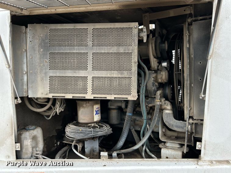 image for item EK2826 2001 Elgin Pelican Series P street sweeper