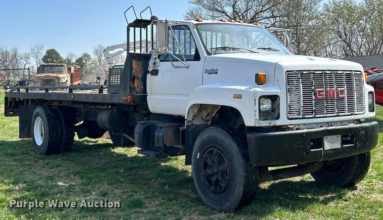 image for item EK2830 1992 GMC TopKick flatbed truck