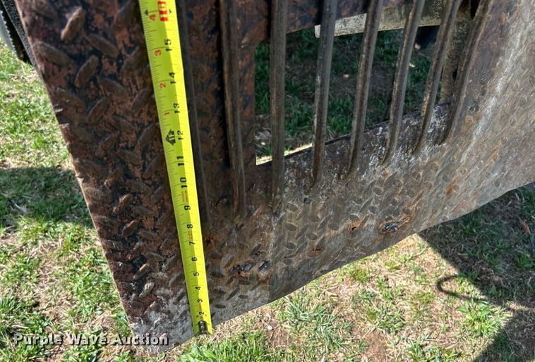 image for item EK2830 1992 GMC TopKick flatbed truck