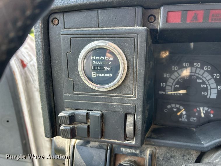 image for item EK2830 1992 GMC TopKick flatbed truck