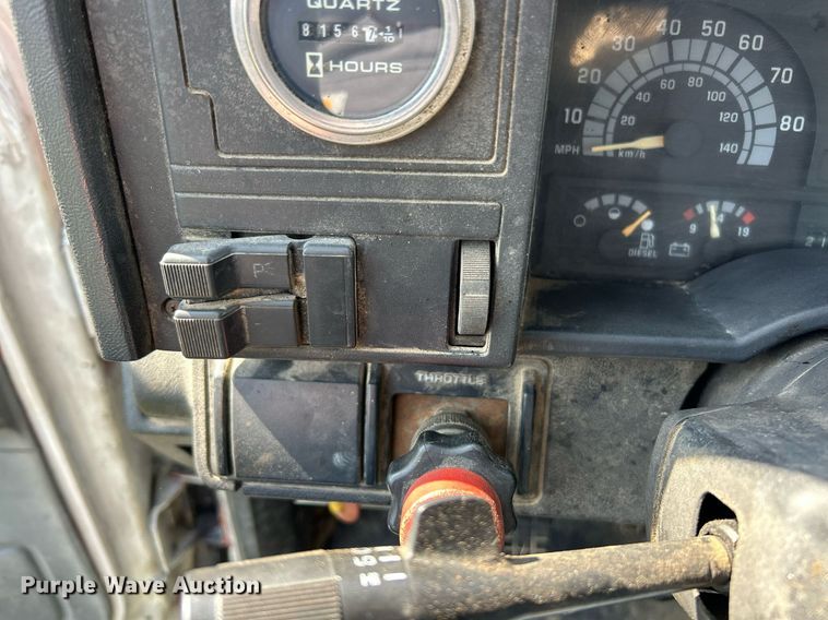 image for item EK2830 1992 GMC TopKick flatbed truck