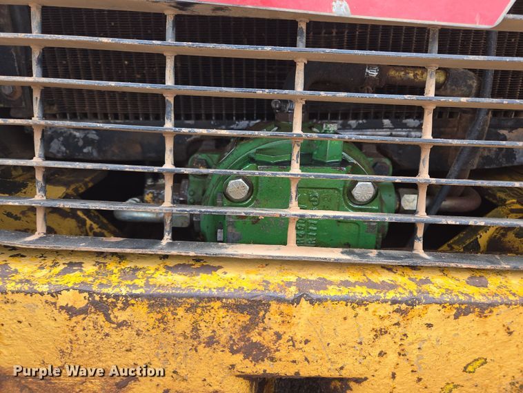 image for item EL5515 1974 John Deere 544B wheel loader