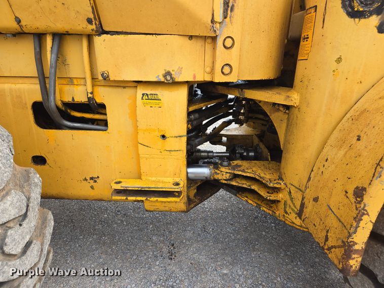 image for item EL5515 1974 John Deere 544B wheel loader