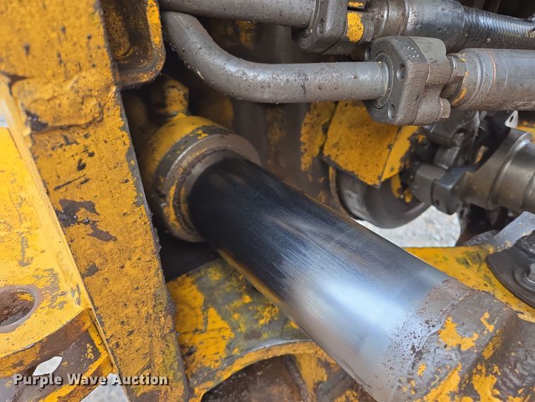 image for item EL5515 1974 John Deere 544B wheel loader