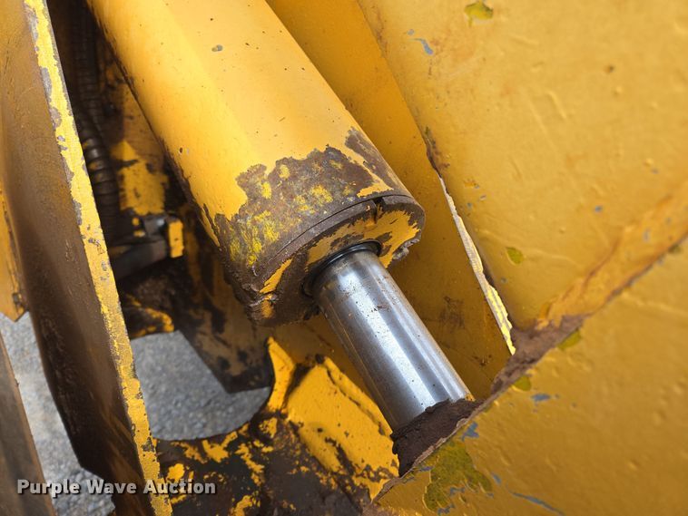 image for item EL5515 1974 John Deere 544B wheel loader