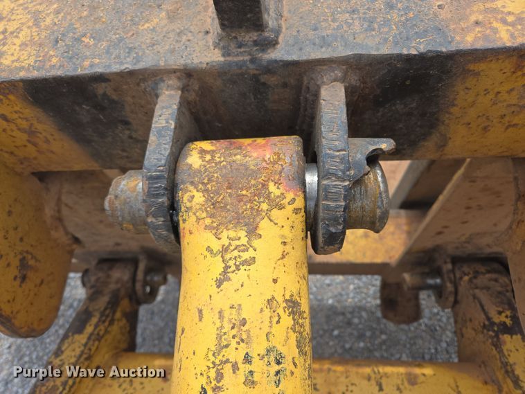 image for item EL5515 1974 John Deere 544B wheel loader