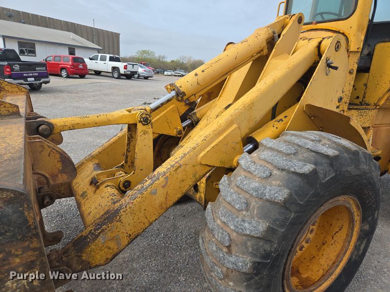 image for item EL5515 1974 John Deere 544B wheel loader
