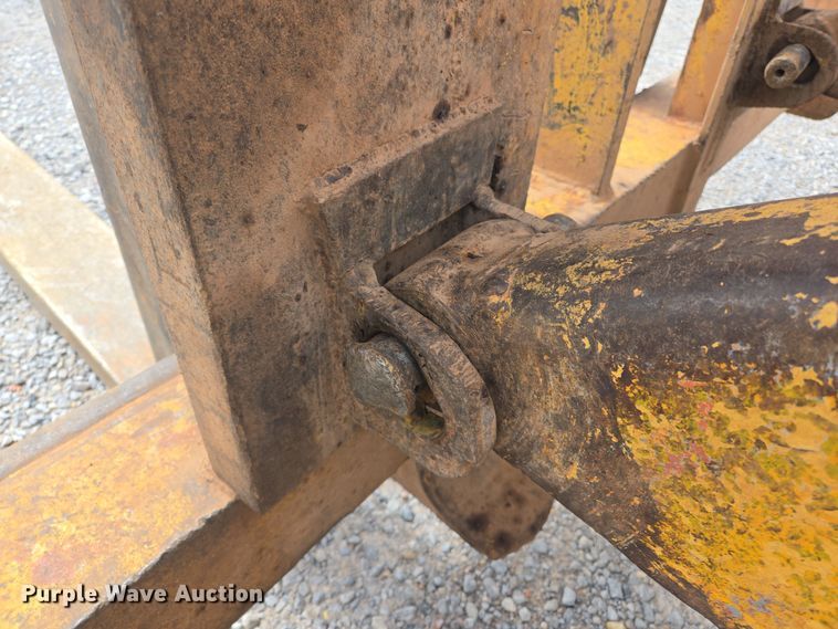 image for item EL5515 1974 John Deere 544B wheel loader