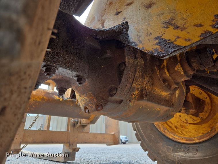 image for item EL5515 1974 John Deere 544B wheel loader