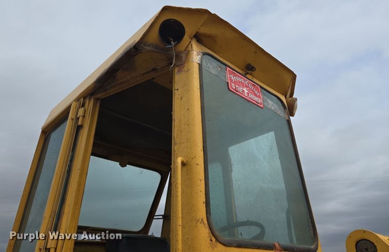 image for item EL5515 1974 John Deere 544B wheel loader