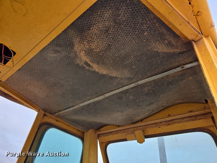 image for item EL5515 1974 John Deere 544B wheel loader