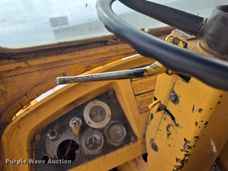 image for item EL5515 1974 John Deere 544B wheel loader