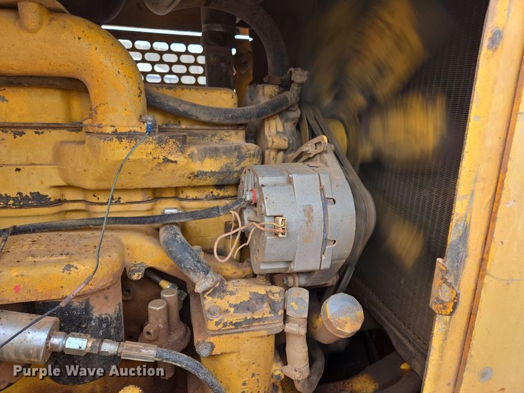 image for item EL5515 1974 John Deere 544B wheel loader