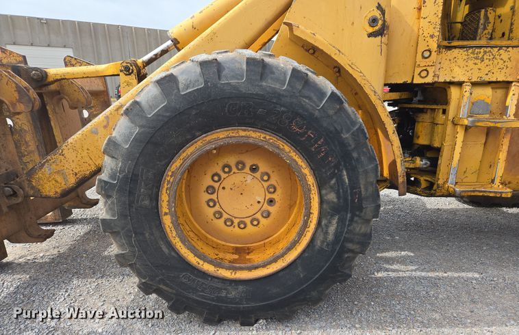 image for item EL5515 1974 John Deere 544B wheel loader