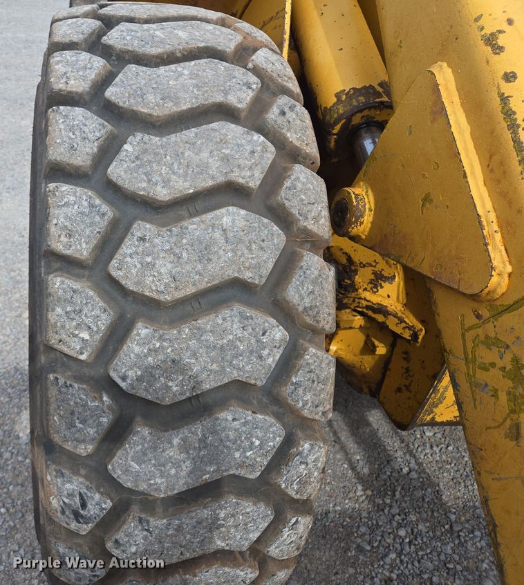 image for item EL5515 1974 John Deere 544B wheel loader
