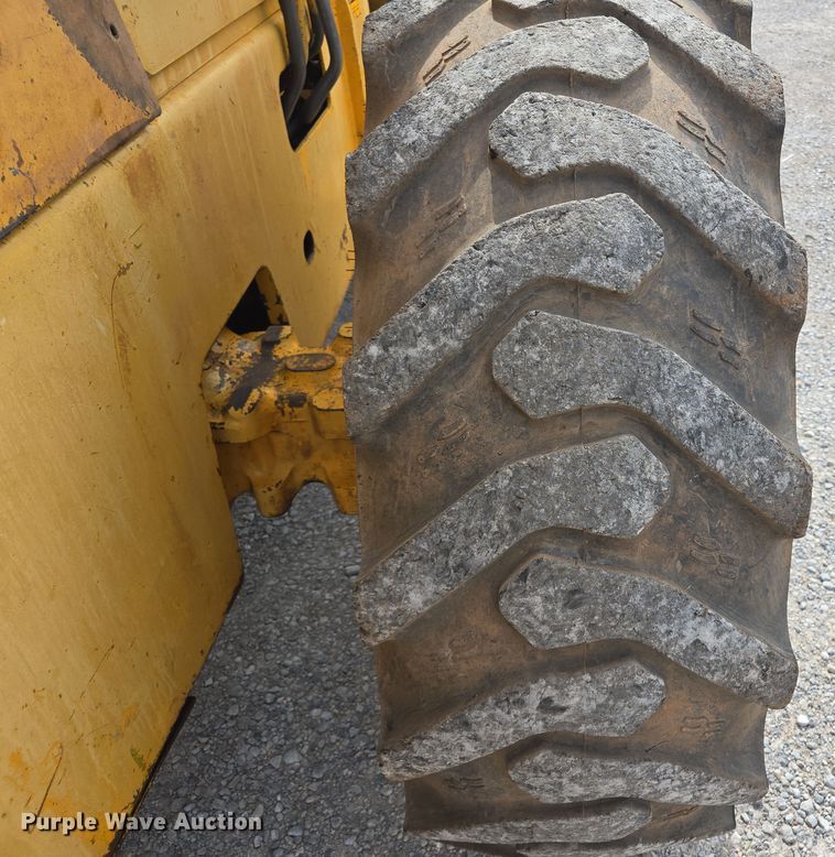 image for item EL5515 1974 John Deere 544B wheel loader