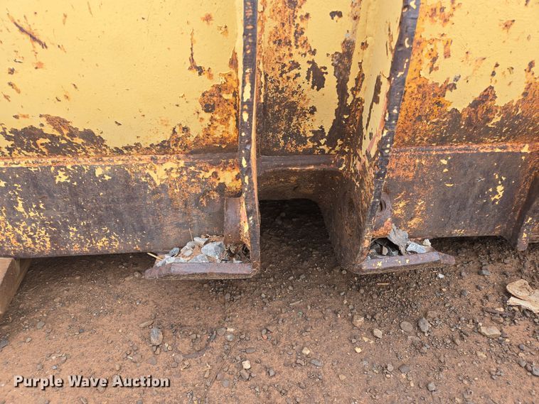 image for item EL5515 1974 John Deere 544B wheel loader