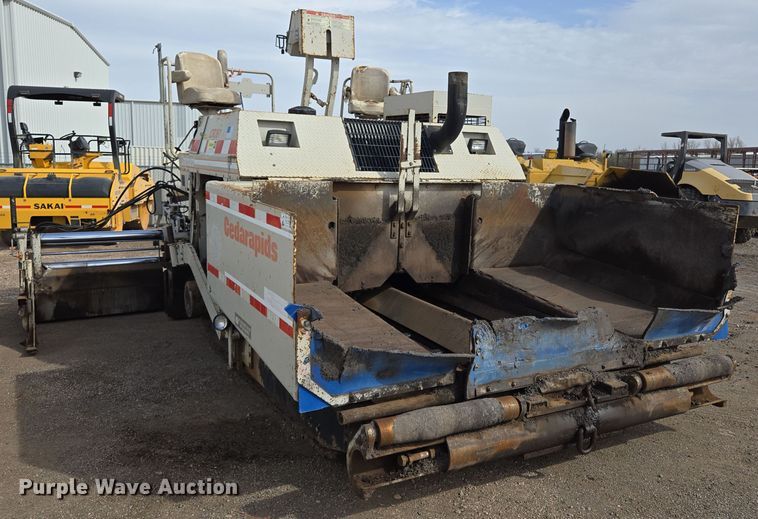 image for item EL5710 1991 Cederapids CR361 paver