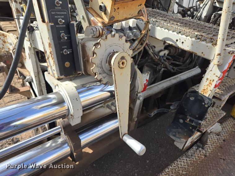 image for item EL5710 1991 Cederapids CR361 paver