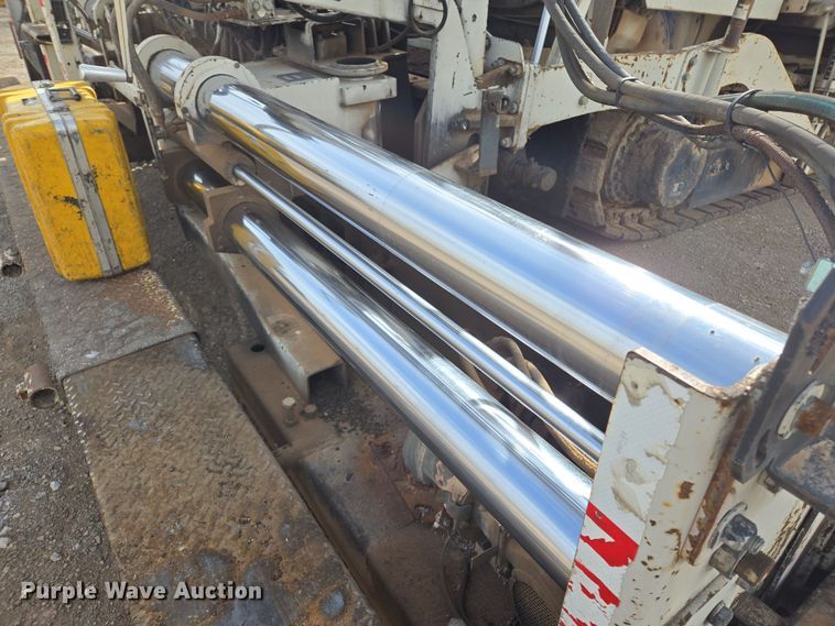 image for item EL5710 1991 Cederapids CR361 paver