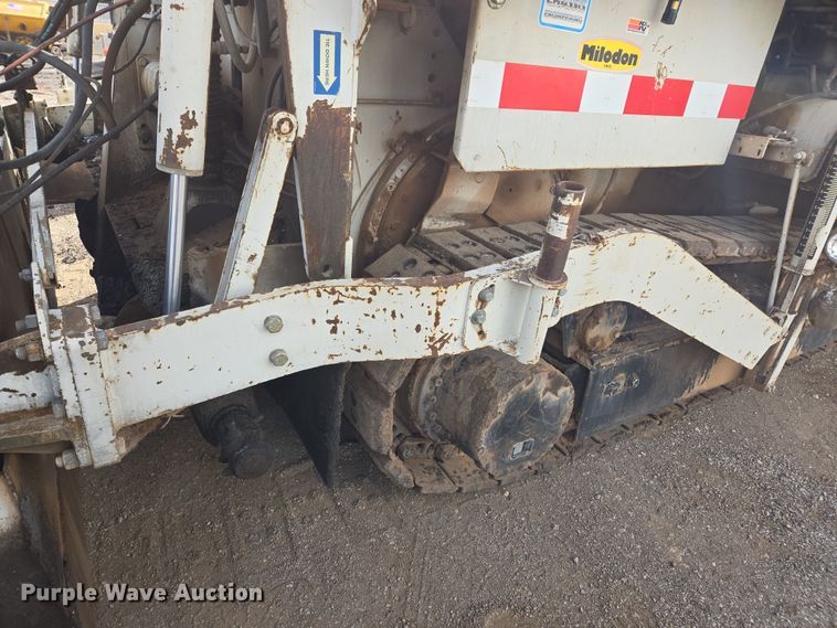 image for item EL5710 1991 Cederapids CR361 paver