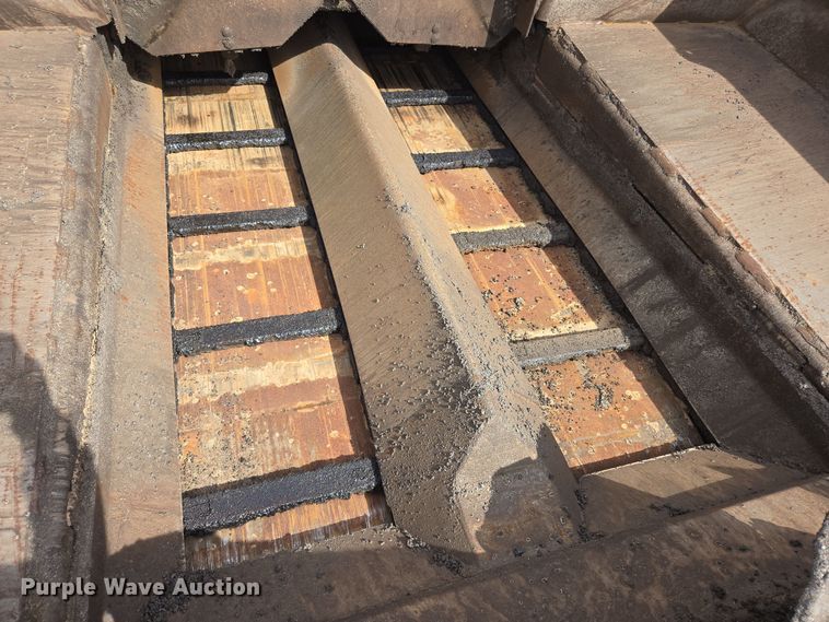 image for item EL5710 1991 Cederapids CR361 paver