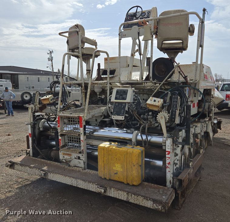 image for item EL5710 1991 Cederapids CR361 paver