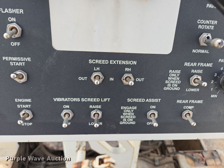 image for item EL5710 1991 Cederapids CR361 paver