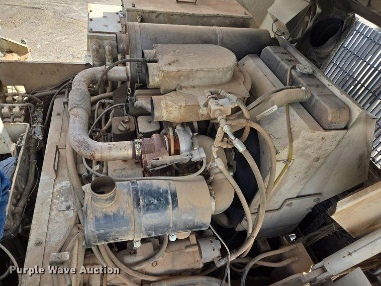 image for item EL5710 1991 Cederapids CR361 paver