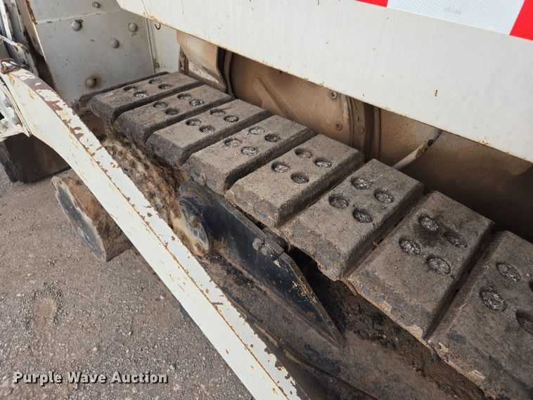 image for item EL5710 1991 Cederapids CR361 paver