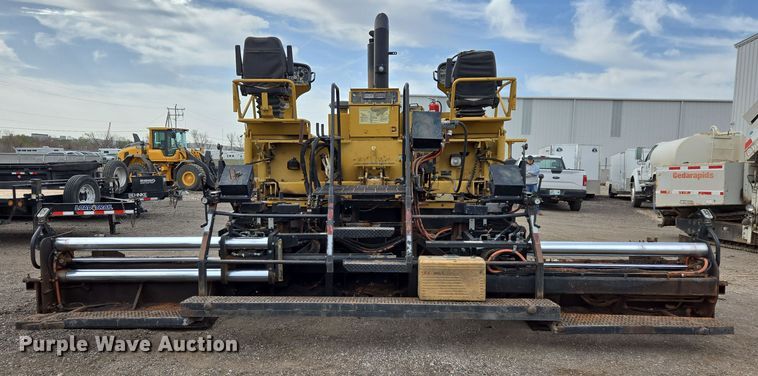 image for item EL5711 2009 Caterpillar AP-1055D paver