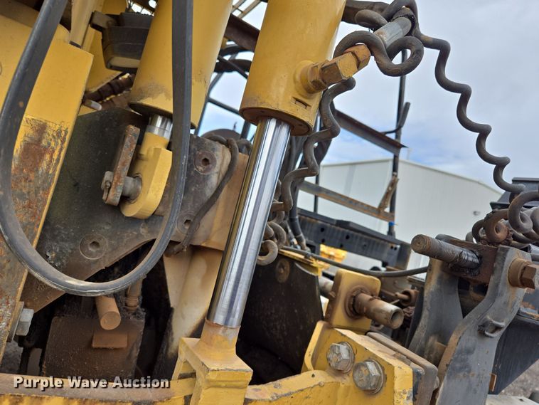 image for item EL5711 2009 Caterpillar AP-1055D paver