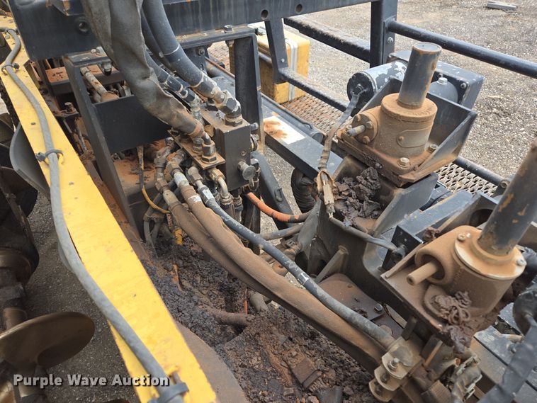 image for item EL5711 2009 Caterpillar AP-1055D paver
