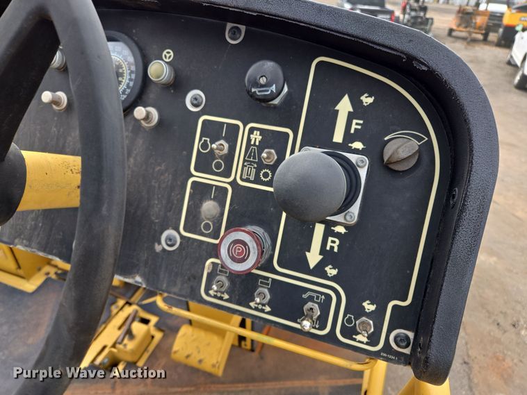 image for item EL5711 2009 Caterpillar AP-1055D paver