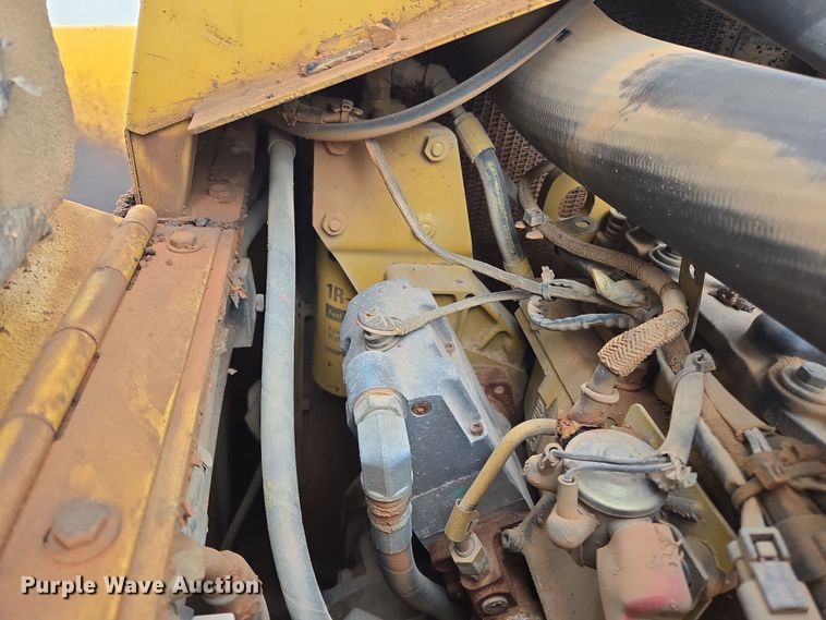 image for item EL5711 2009 Caterpillar AP-1055D paver