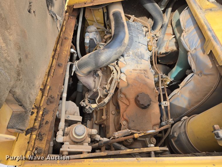 image for item EL5711 2009 Caterpillar AP-1055D paver