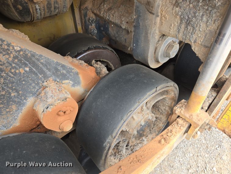 image for item EL5711 2009 Caterpillar AP-1055D paver