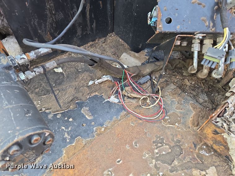 image for item EL5712 2015 Cimline 230 Magma melter applicator