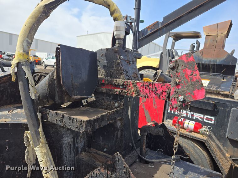 image for item EL5712 2015 Cimline 230 Magma melter applicator