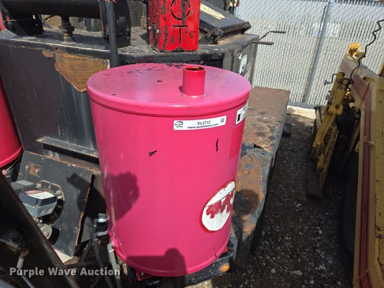 image for item EL5712 2015 Cimline 230 Magma melter applicator