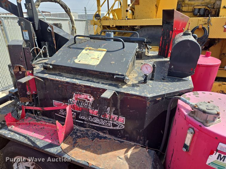 image for item EL5712 2015 Cimline 230 Magma melter applicator